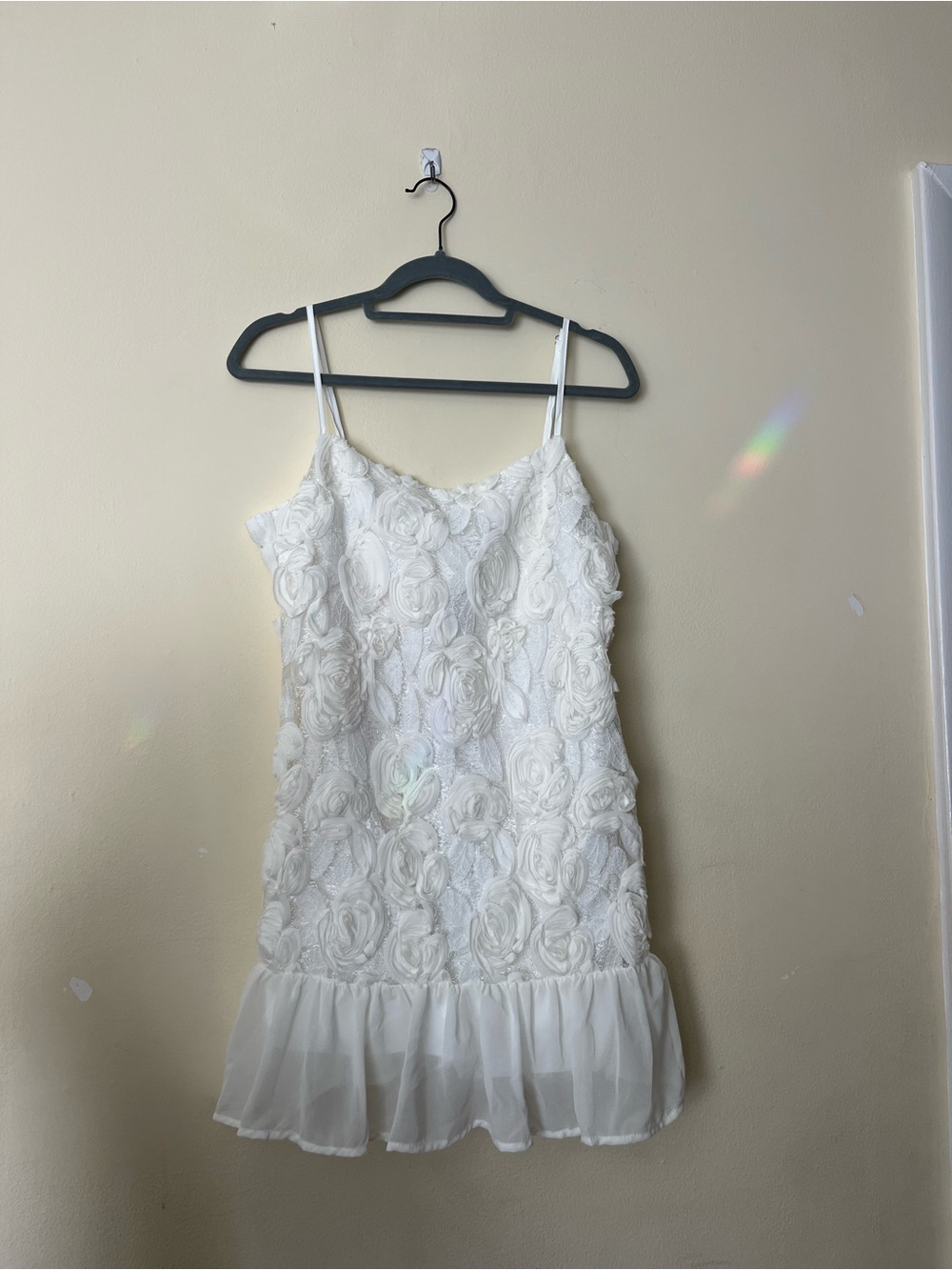 Ivory Floral Appliqué Mini Dress - Picture 3 of 3